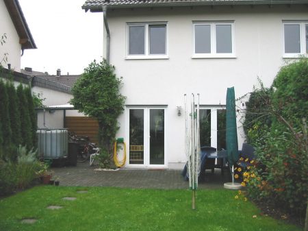 R�ckansicht mit Terrasse Doppelhaush�lfte Hennef