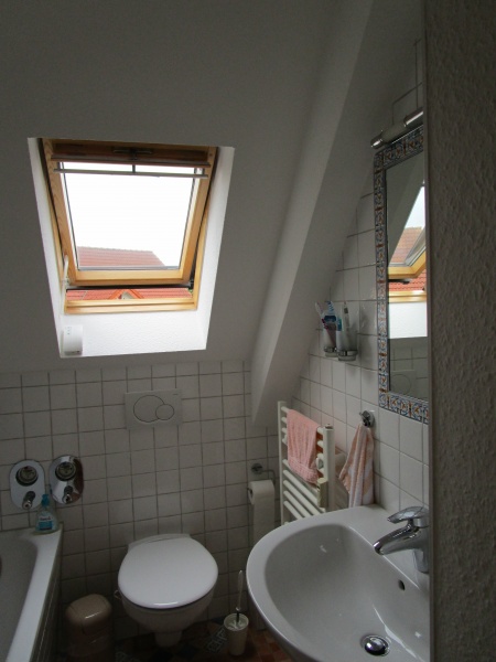 Badezimmer im 1.OG Zweifamilienhaus Sankt Augustin