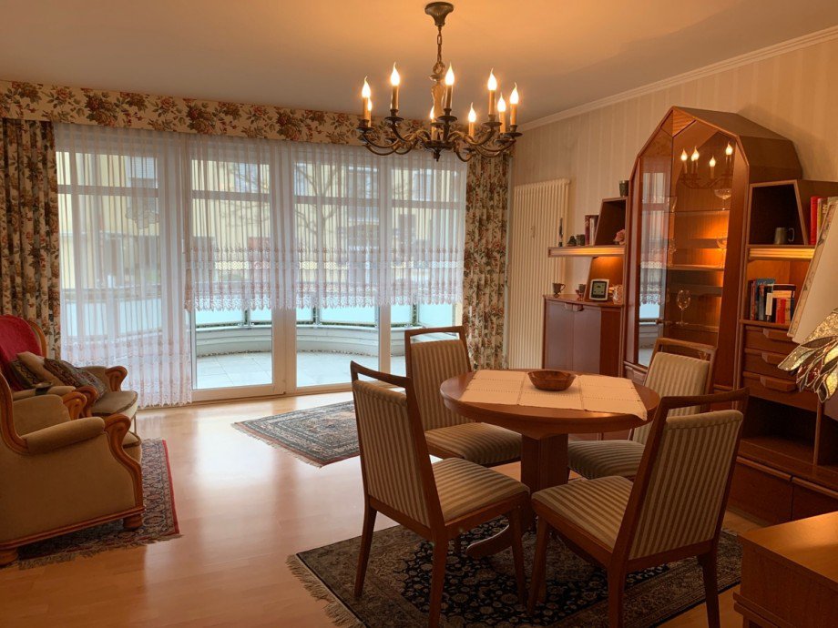 Wohn- Esszimmer Etagenwohnung Troisdorf