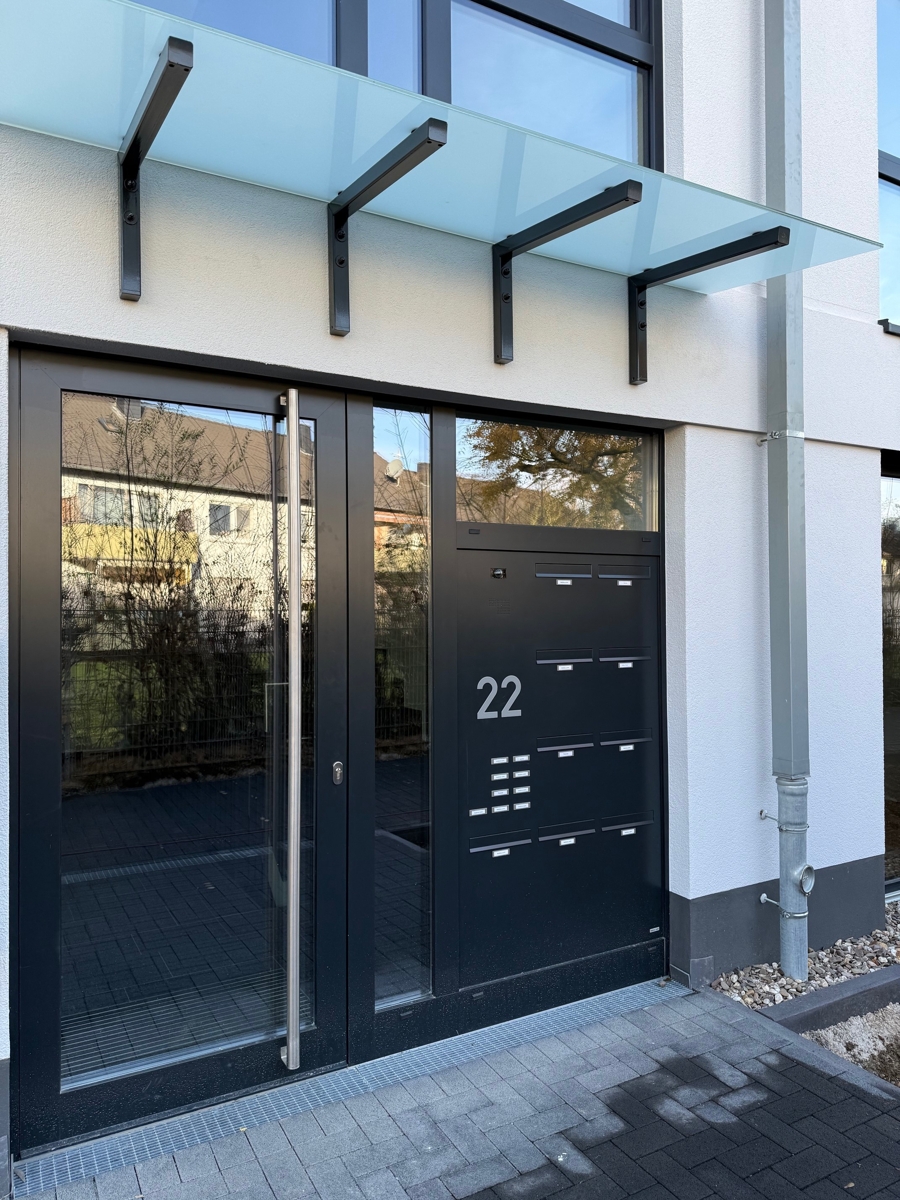 Eingangsbereich Etagenwohnung Sankt Augustin / Hangelar