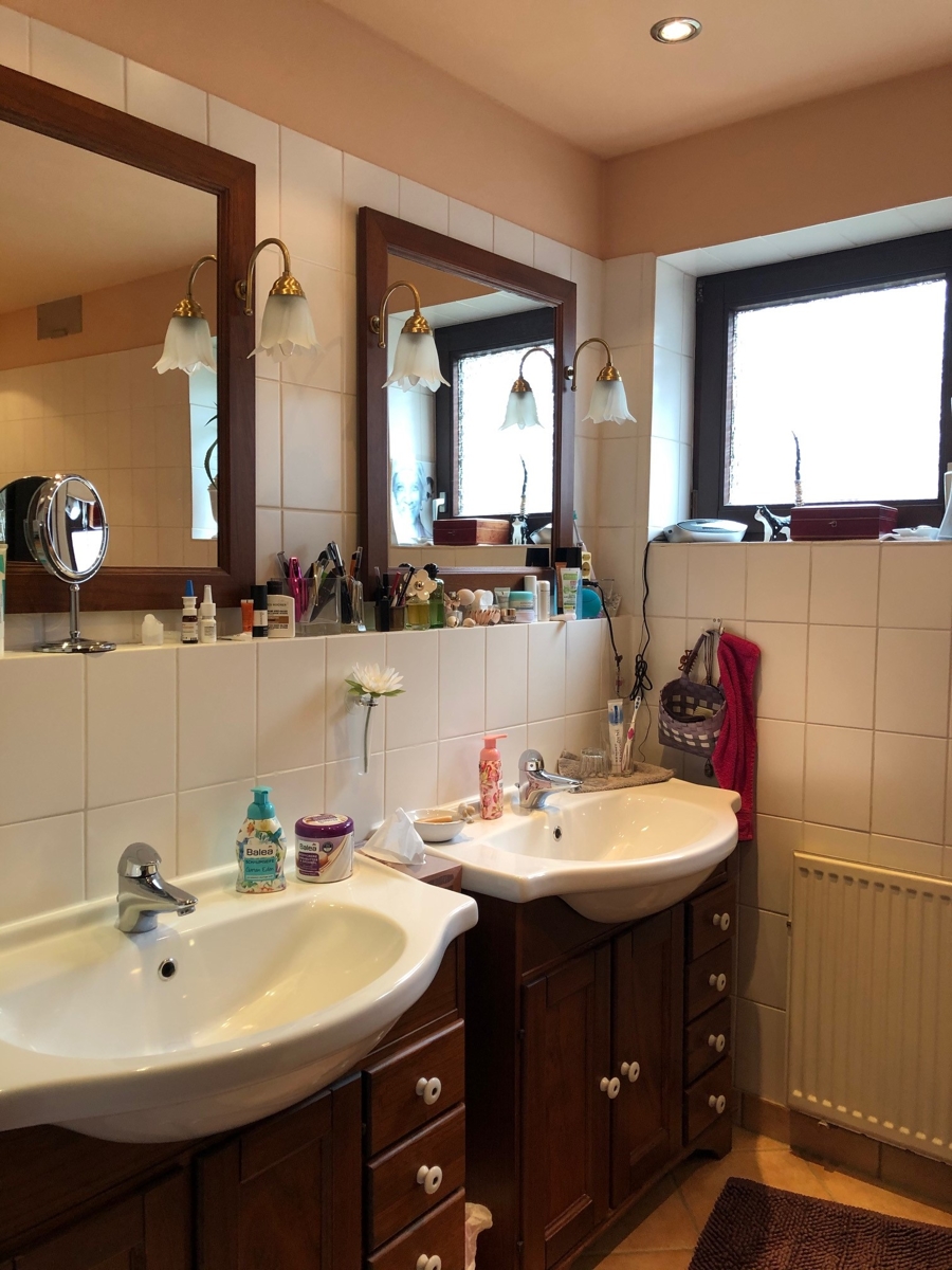 Badezimmer Ansicht 1 Reiheneckhaus Bonn