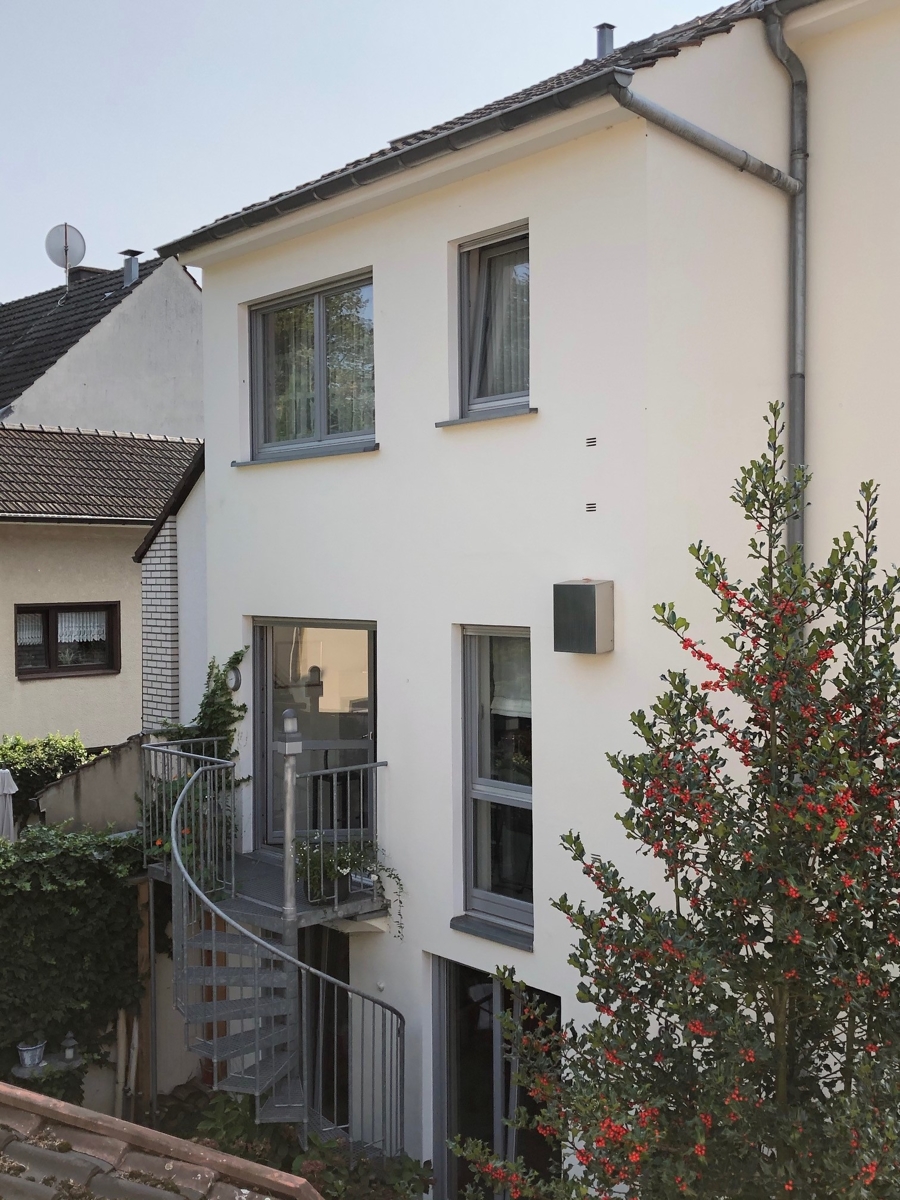 R�ckansicht, Blick in die Nachbarschaft Einfamilienhaus Bonn / Endenich