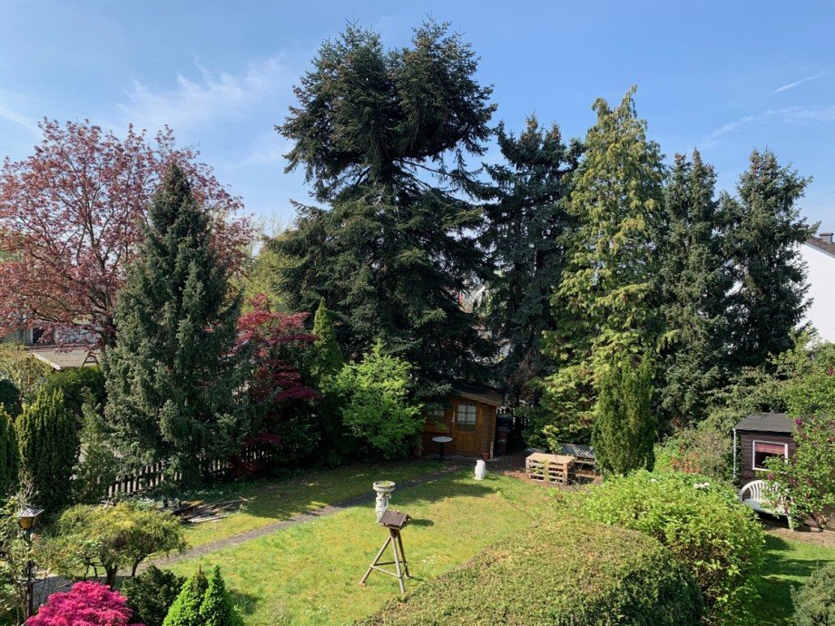 Blick in die G�rten Reihenhaus Sankt Augustin