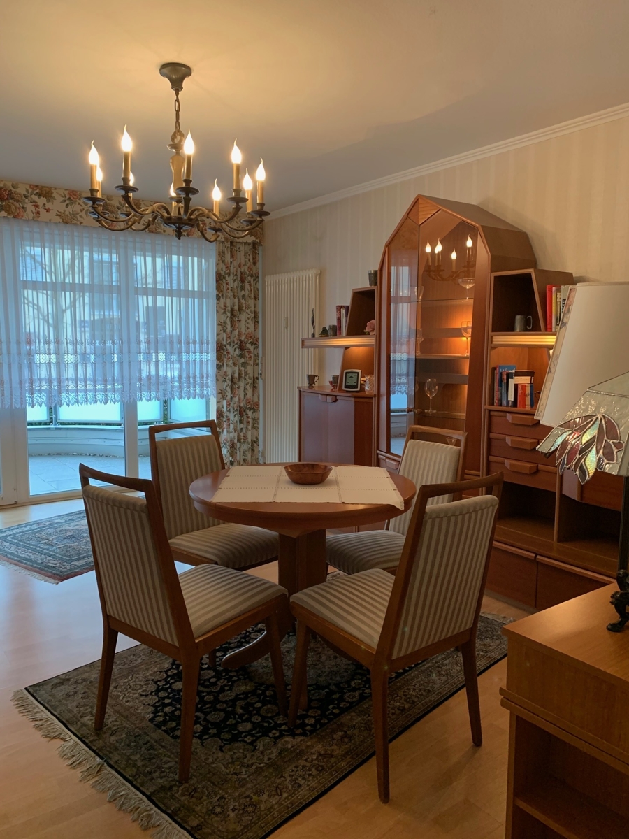 Wohn- Esszimmer Etagenwohnung Troisdorf