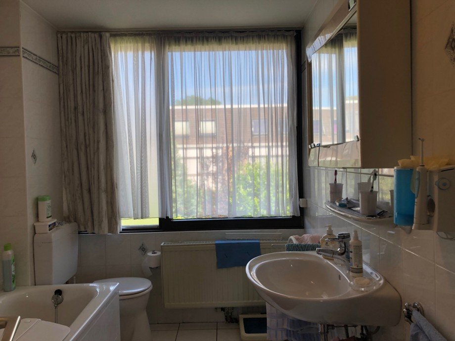 Bad mit Wanne und Dusche Reiheneckhaus Sankt Augustin