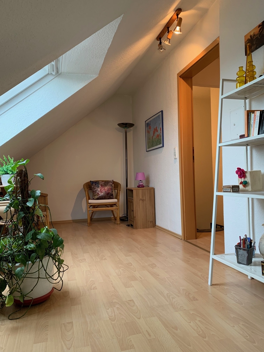 Zimmer 2 im DG Reihenhaus Sankt Augustin