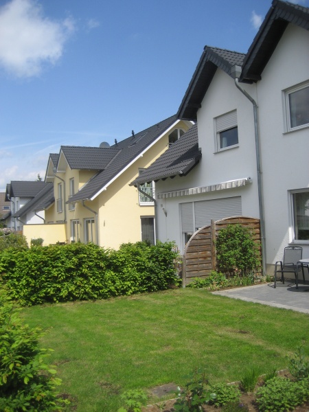 weitere Ansicht der Nachbarh�user Doppelhaush�lfte Sankt Augustin