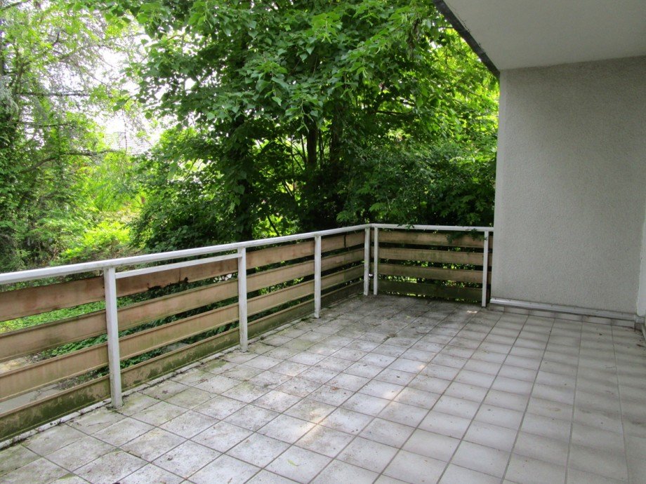 gro�er Balkon vom Anbau Einfamilienhaus Sankt Augustin