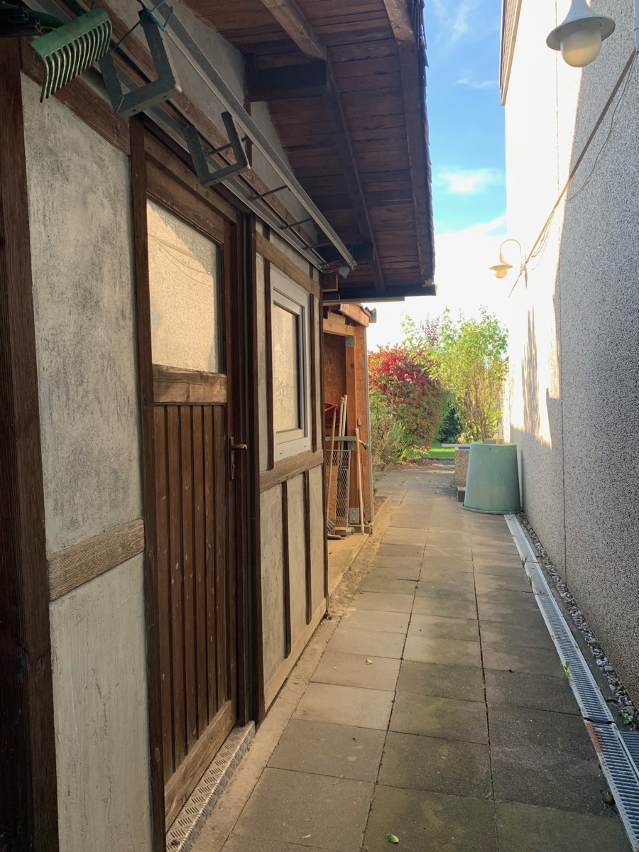 seitliche Ansicht Reihenendhaus Sankt Augustin