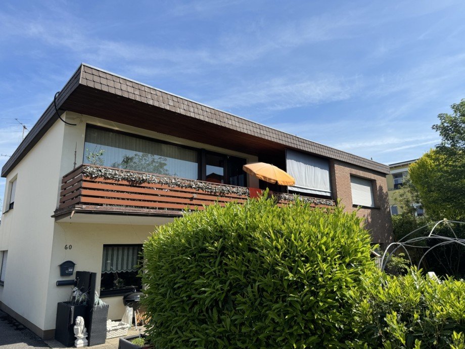 Vorderansicht Zweifamilienhaus R�srath