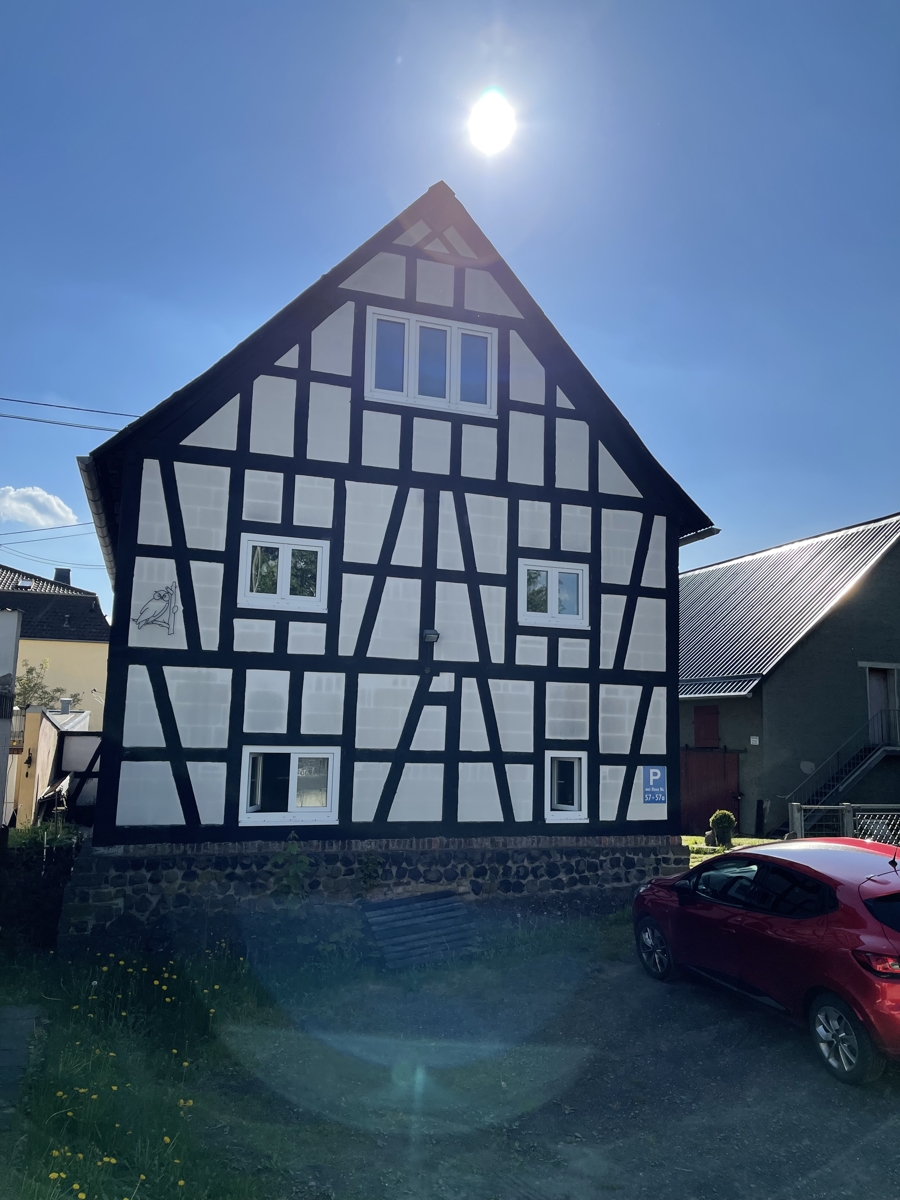 Aussenansicht Mehrfamilienhaus Asbach