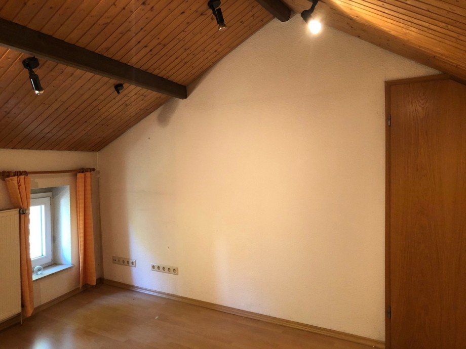 Dachgeschoss Einfamilienhaus Bonn / Endenich