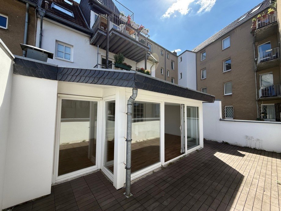 gro�e Terrasse Etagenwohnung K�ln