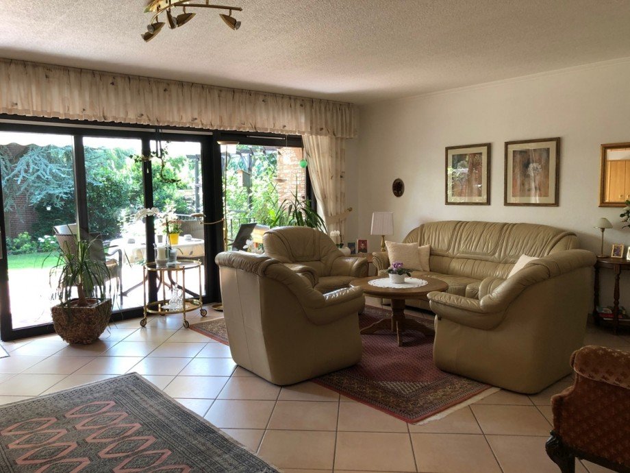 Ansicht Wohn,- Esszimmer Doppelhaush�lfte Sankt Augustin