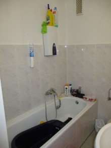 Badezimmer SANKT AUGUSTIN, 1 Zimmer- Appartement im 6.OG, ca. 40 m� Wfl., K�che, Diele, Bad, Balkon, Stellplatz