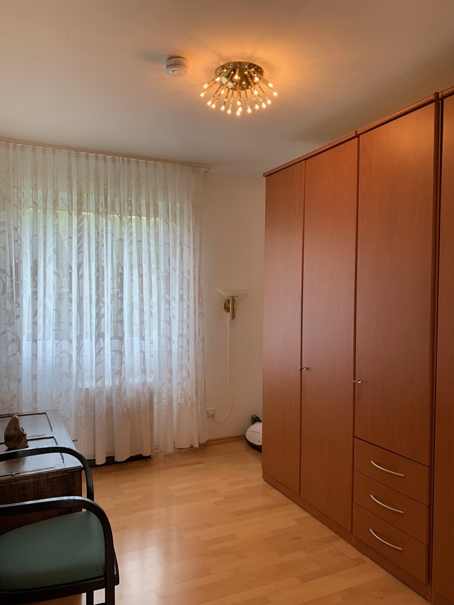 Zimmer 4 im OG Einfamilienhaus Wachtberg / Lie�em