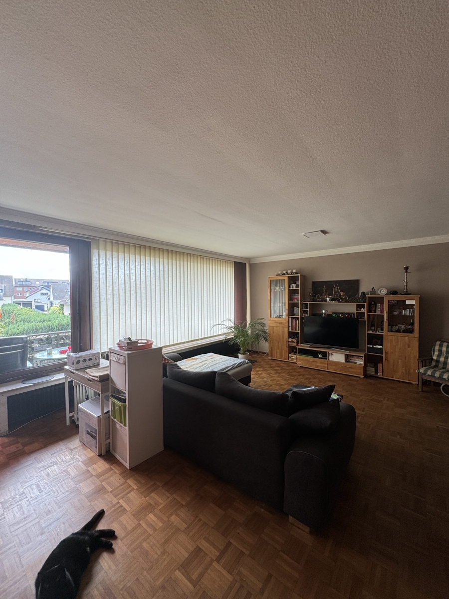 Wohnbereich OG Zweifamilienhaus R�srath