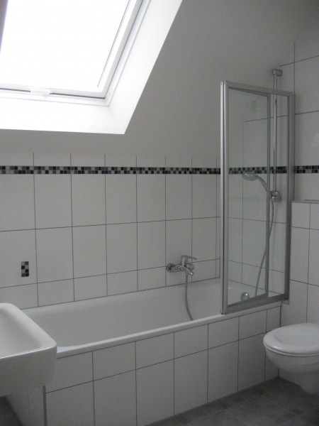 Ansicht 2 Bad DG Maisonettewohnung Troisdorf