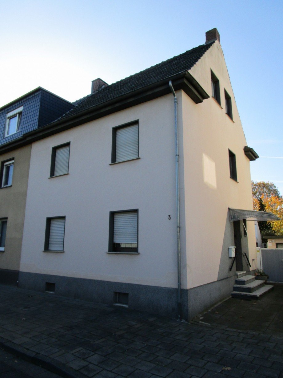 Seitenansicht Einfamilienhaus Sankt Augustin / Meindorf