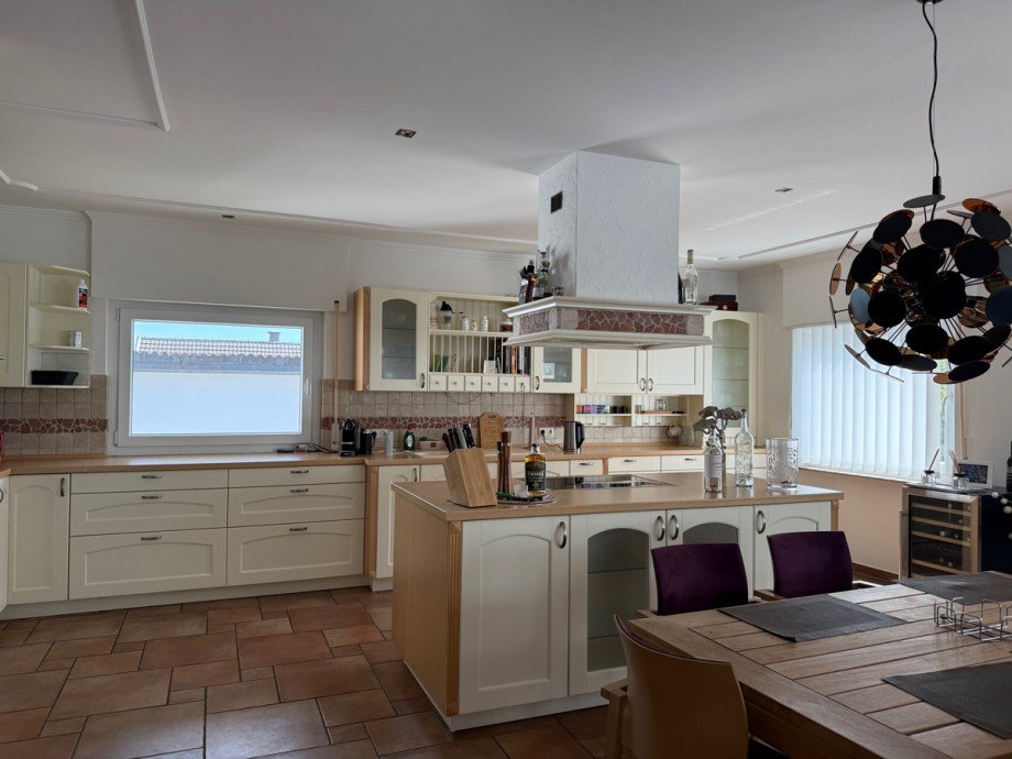 gro�es Wohn,- Esszimmer Etagenwohnung K�nigswinter / Ittenbach