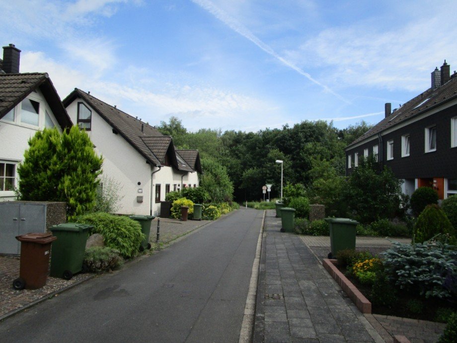 Wohnumgebung Richtung Park Zweifamilienhaus Sankt Augustin