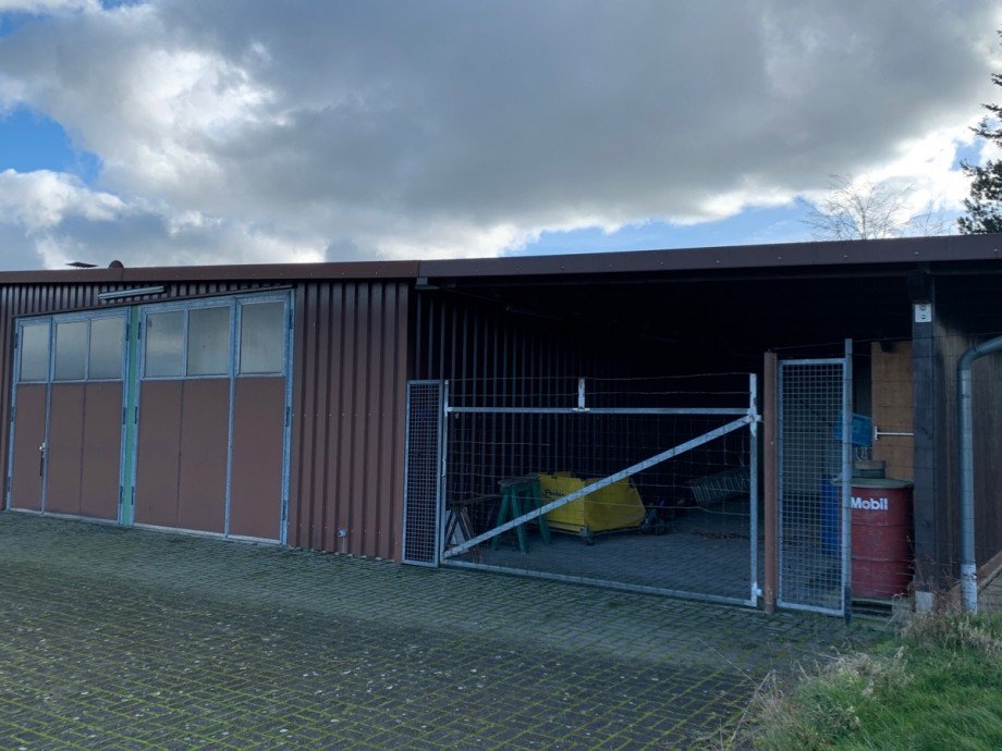 Hallen und Unterstand Einfamilienhaus Bad Honnef