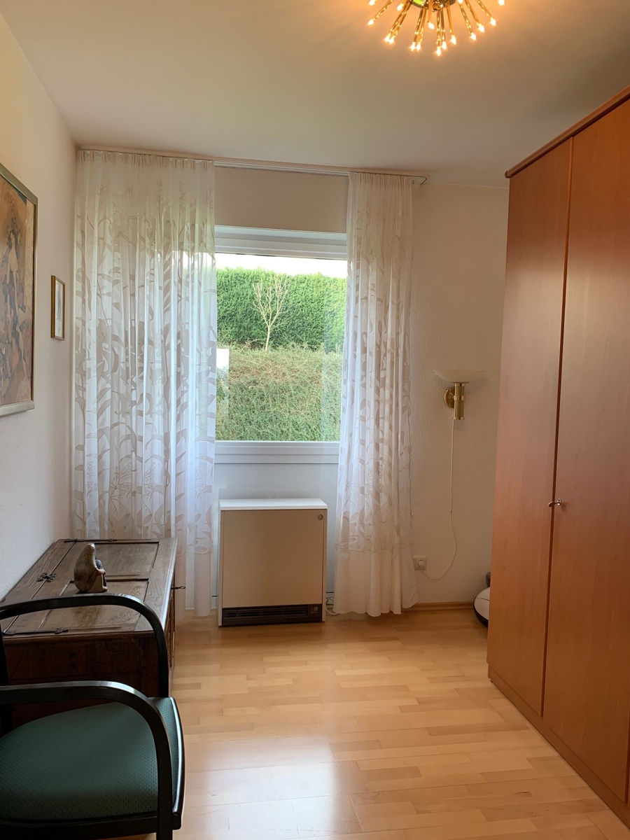 Zimmer 4 im OG Einfamilienhaus Wachtberg / Lie�em