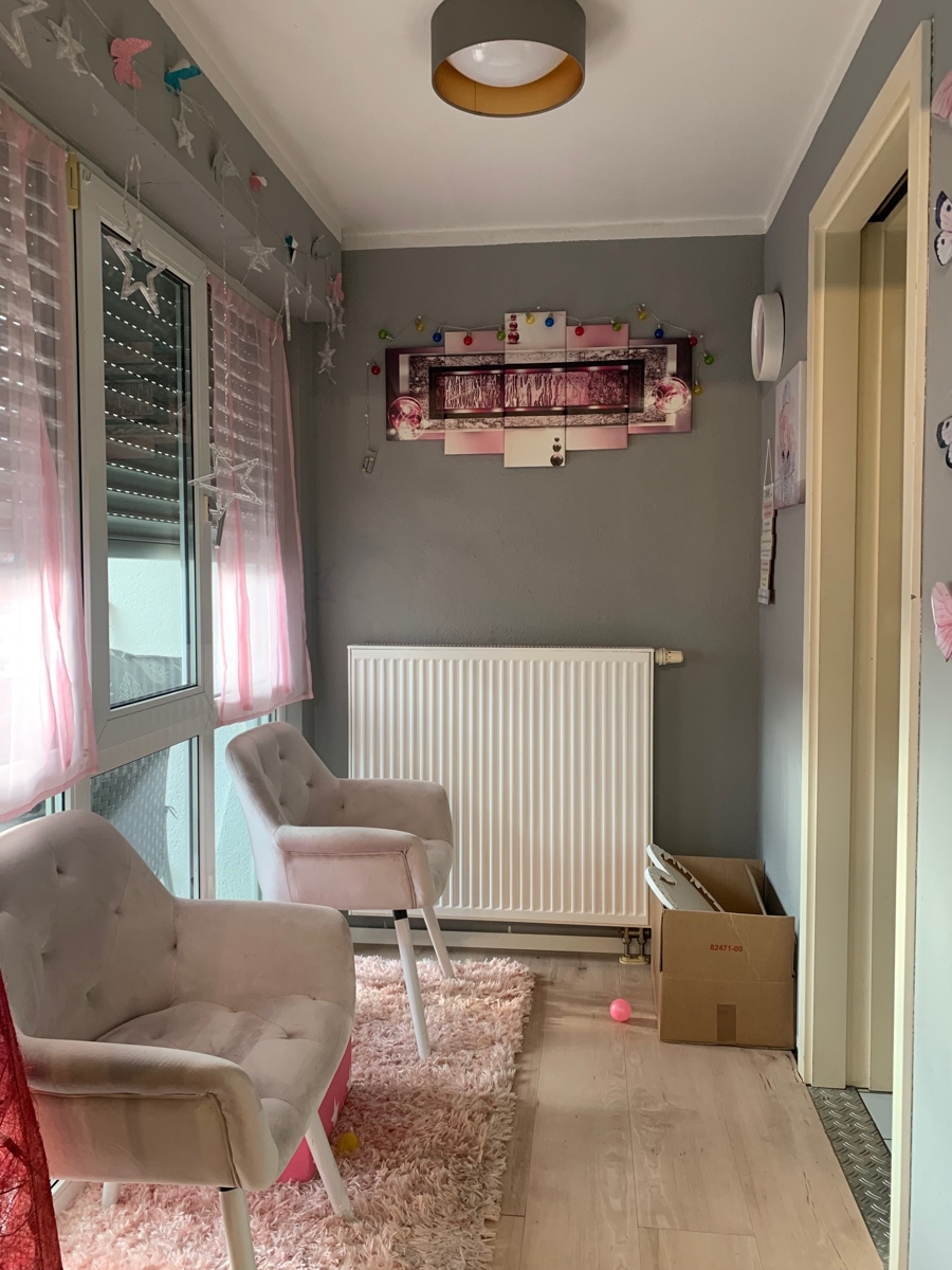 Essplatz vor der K�che Etagenwohnung Hennef