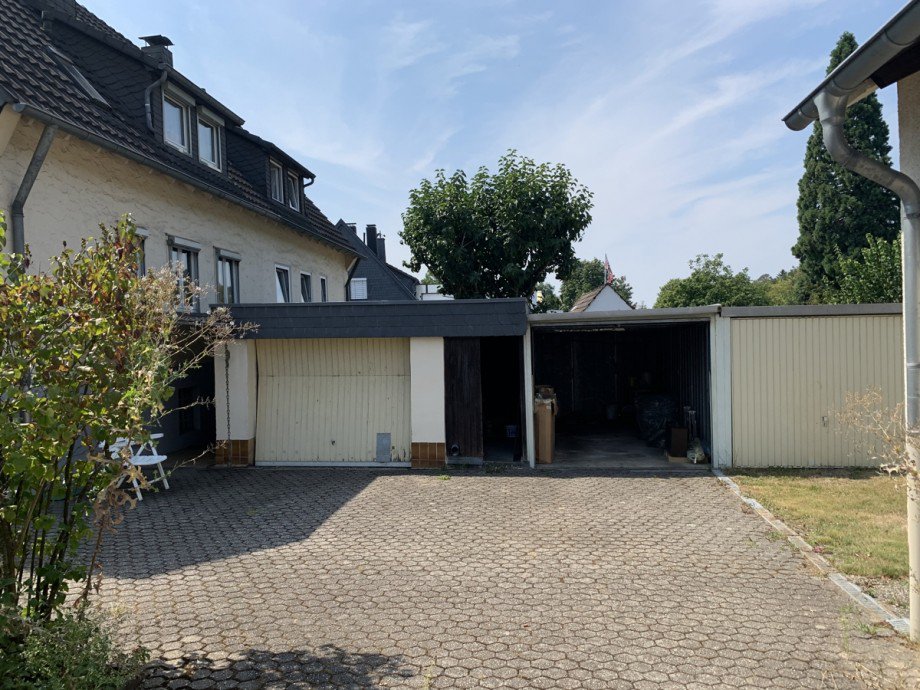 Garagen Einfamilienhaus Siegburg / Stallberg