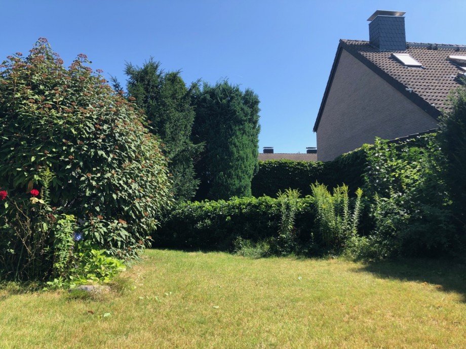 R�ckansicht mit Garten Reiheneckhaus Sankt Augustin