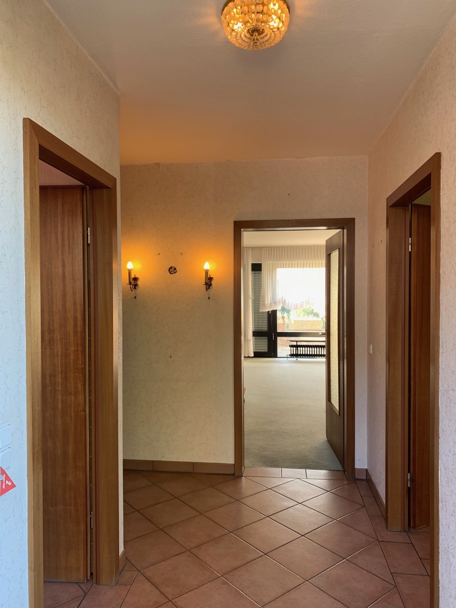 Flur / Diele im EG Reihenendhaus Sankt Augustin