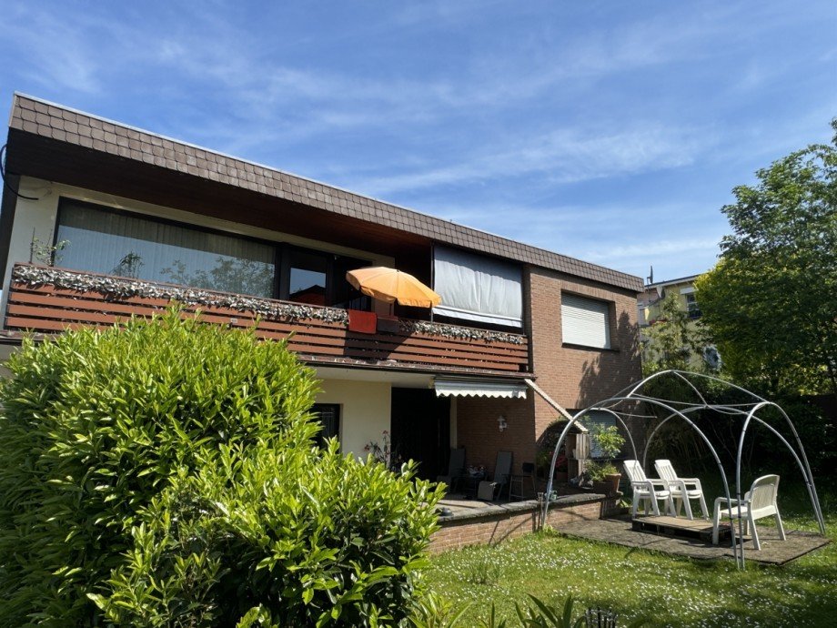 Vorderansicht Zweifamilienhaus R�srath