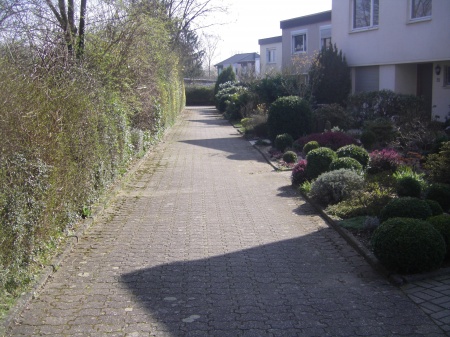 Weg zum Haus Reihenhaus Sankt Augustin