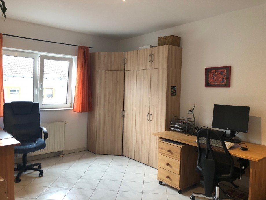 Schlafzimmer / Arbeitszimmer / Kinderzimmer Etagenwohnung Bonn