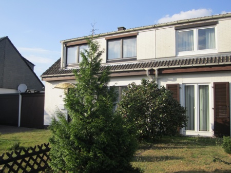 Hausansicht Doppelhaush�lfte Sankt Augustin