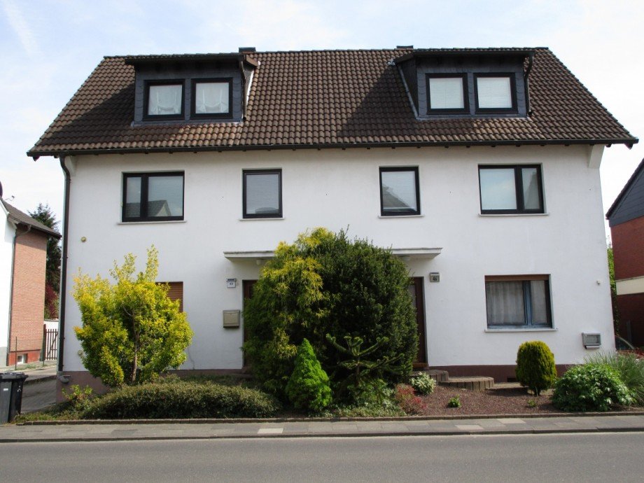Doppelhaush�lften Mehrfamilienhaus Lohmar