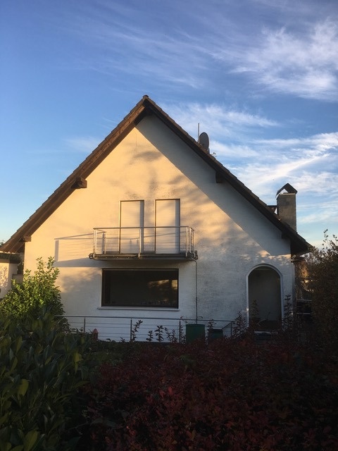 R�ckansicht mit Balkon Einfamilienhaus Much / Marienfeld