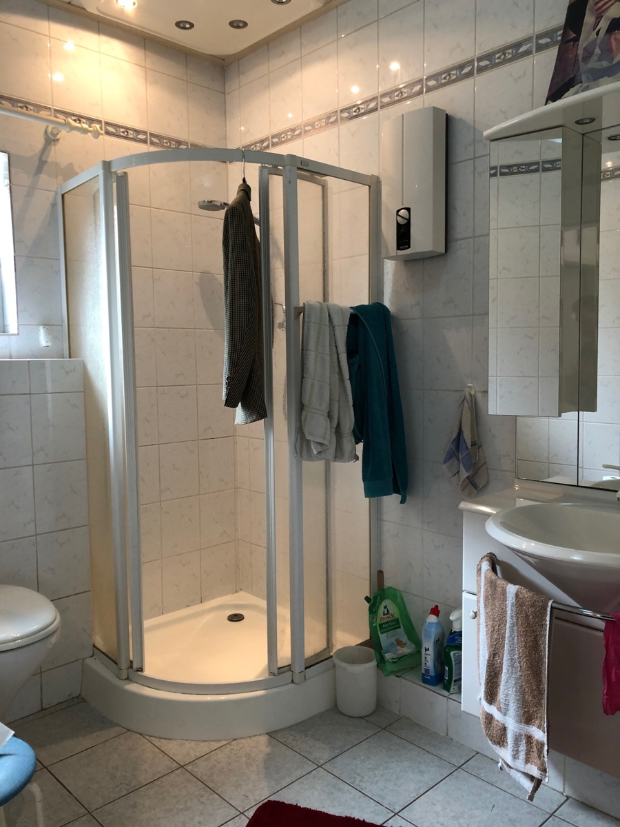 Dusche / WC in der Einliegerwohnung Einfamilienhaus Hennef (Sieg)