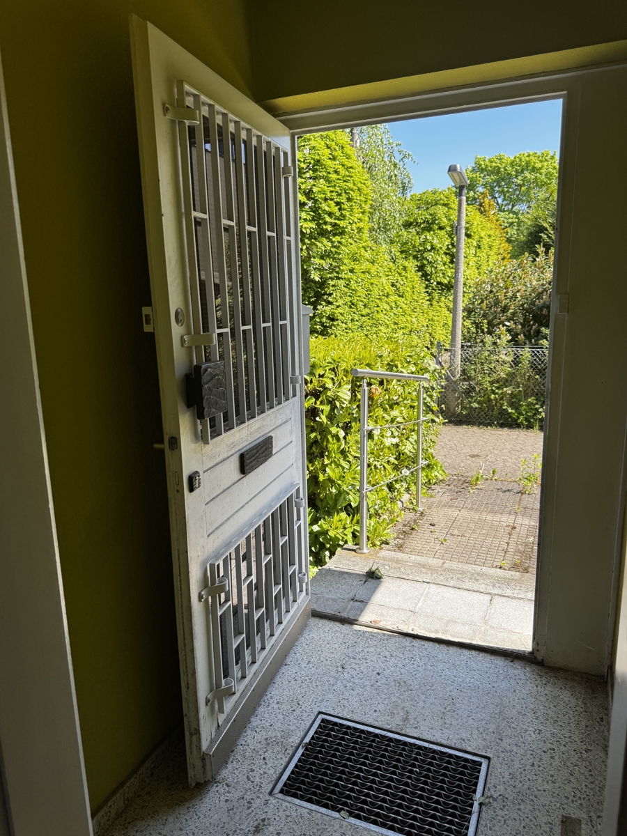 Eingangsbereich Reihenmittelhaus Bonn / Heiderhof