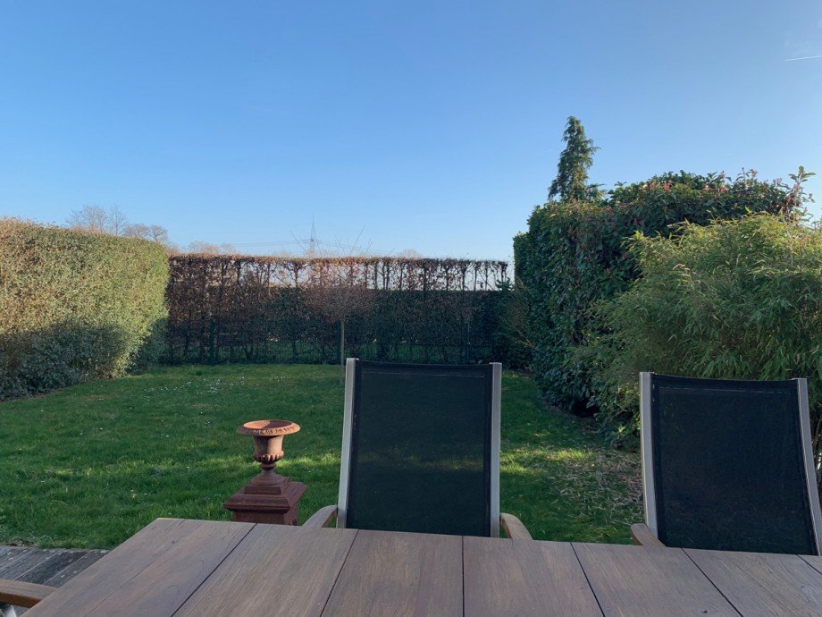 Terrasse und Garten Doppelhaush�lfte Niederkassel