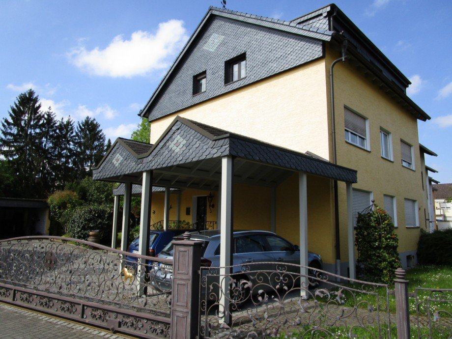 Parkm�glichkeiten vor dem Haus Mehrfamilienhaus Sankt Augustin