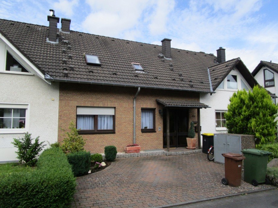 Hausansicht Zweifamilienhaus Sankt Augustin