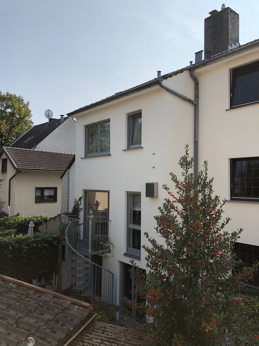 Au�enansicht Blick nach hinten Einfamilienhaus Bonn / Endenich