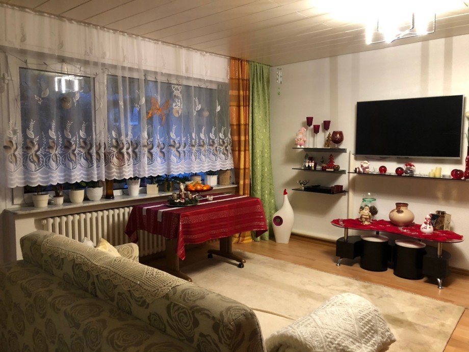 Wohn,- Esszimmer mit Balkon Etagenwohnung Sankt Augustin