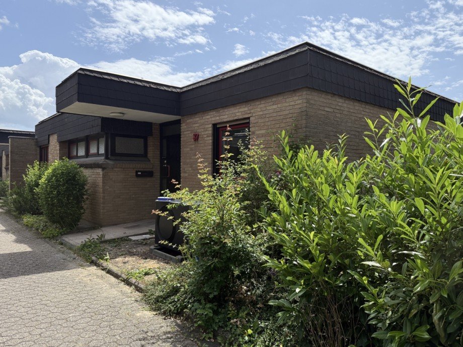 BONN BECHLINGHOVEN toller Bungalow, 4 Zimmer mit ca. 115 m² Wfl., Wärmepumpe, Atrium, Keller, Garage - Photo 5