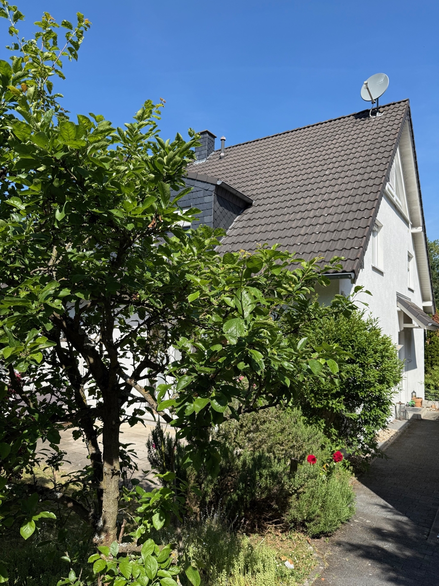 . Doppelhaush�lfte Sankt Augustin