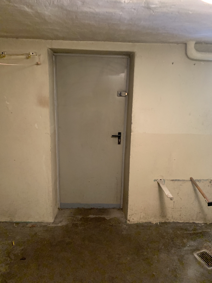 Keller Ausgang zum Garten Einfamilienhaus Siegburg / Stallberg