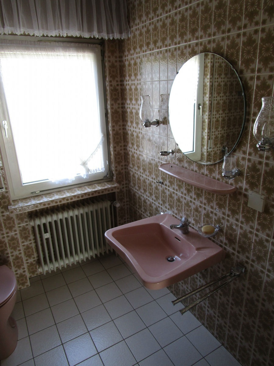 Ansicht 2 Badezimmer Doppelhaush�lfte Sankt Augustin