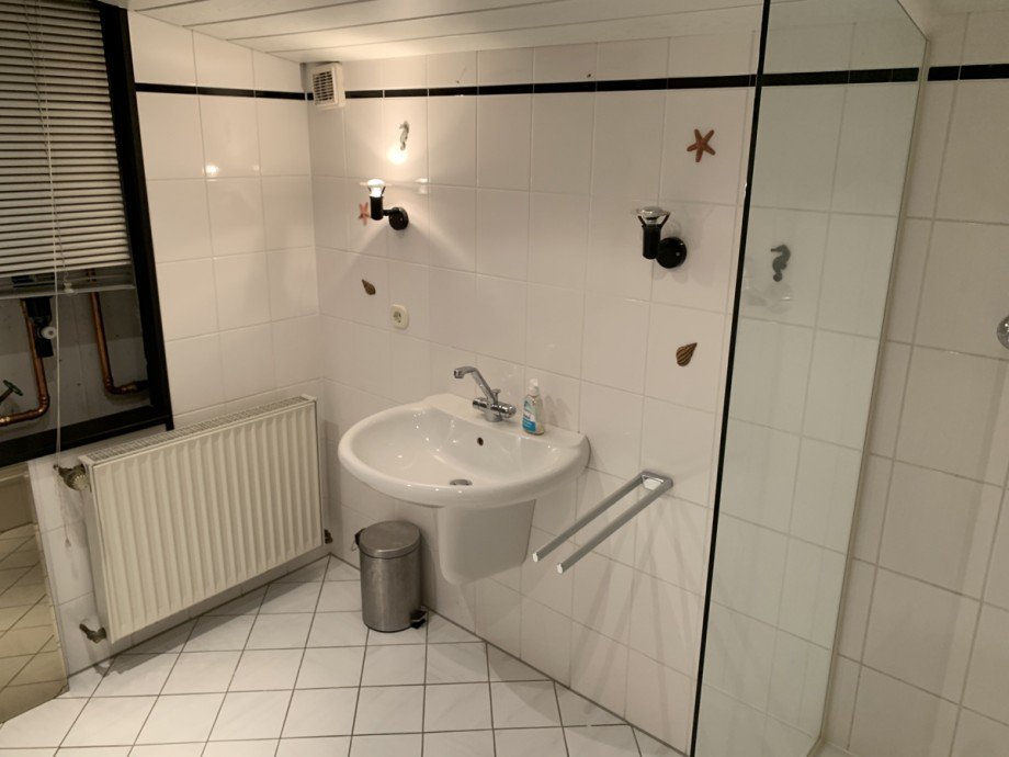 Duschbad im KG Doppelhaush�lfte Sankt Augustin