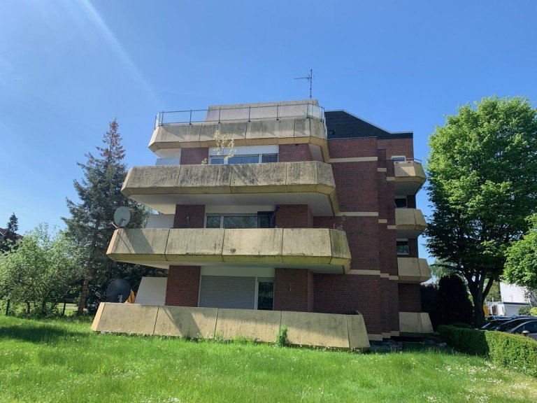 Objektansicht Bonn Erdgeschosswohnung BONN BEUEL sch�ne, helle 2 Zimmer-ETW im EG ca. 45 m� Wfl. mit Balkon, Einbauk�che u. TG-Stellplatz